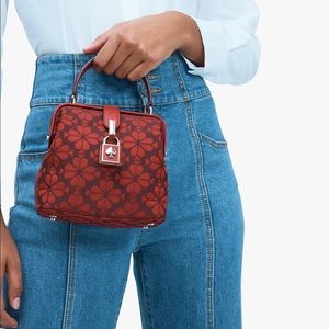 Kate spade Remedy Crossbody Purse. Small 3in handle. NWT